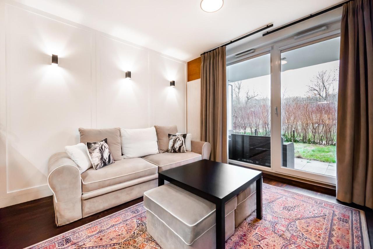 Wola Luxury Wooden Apartment Warsaw Exterior photo