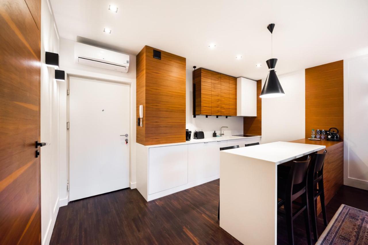 Wola Luxury Wooden Apartment Warsaw Exterior photo