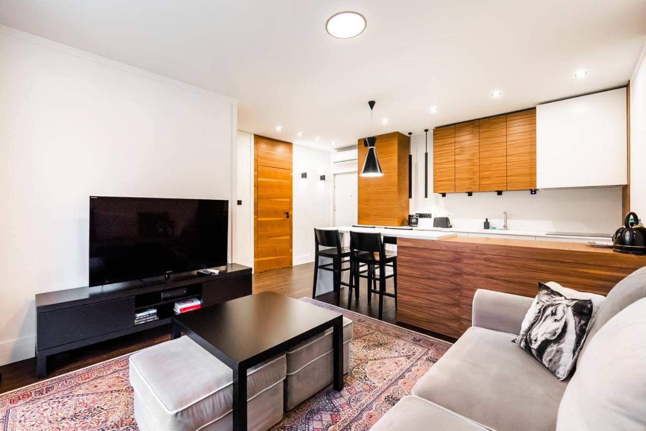 Wola Luxury Wooden Apartment Warsaw Exterior photo