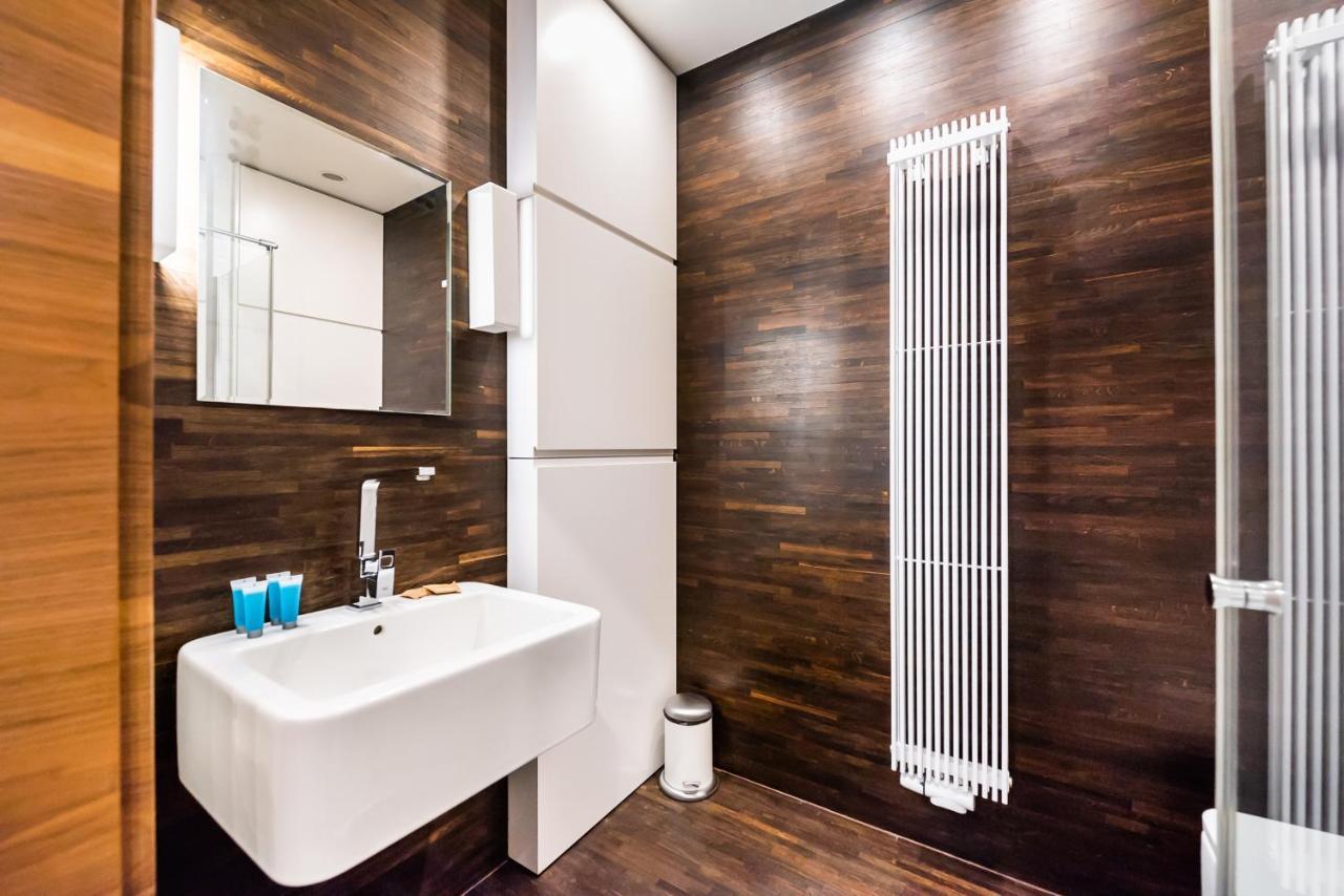 Wola Luxury Wooden Apartment Warsaw Exterior photo